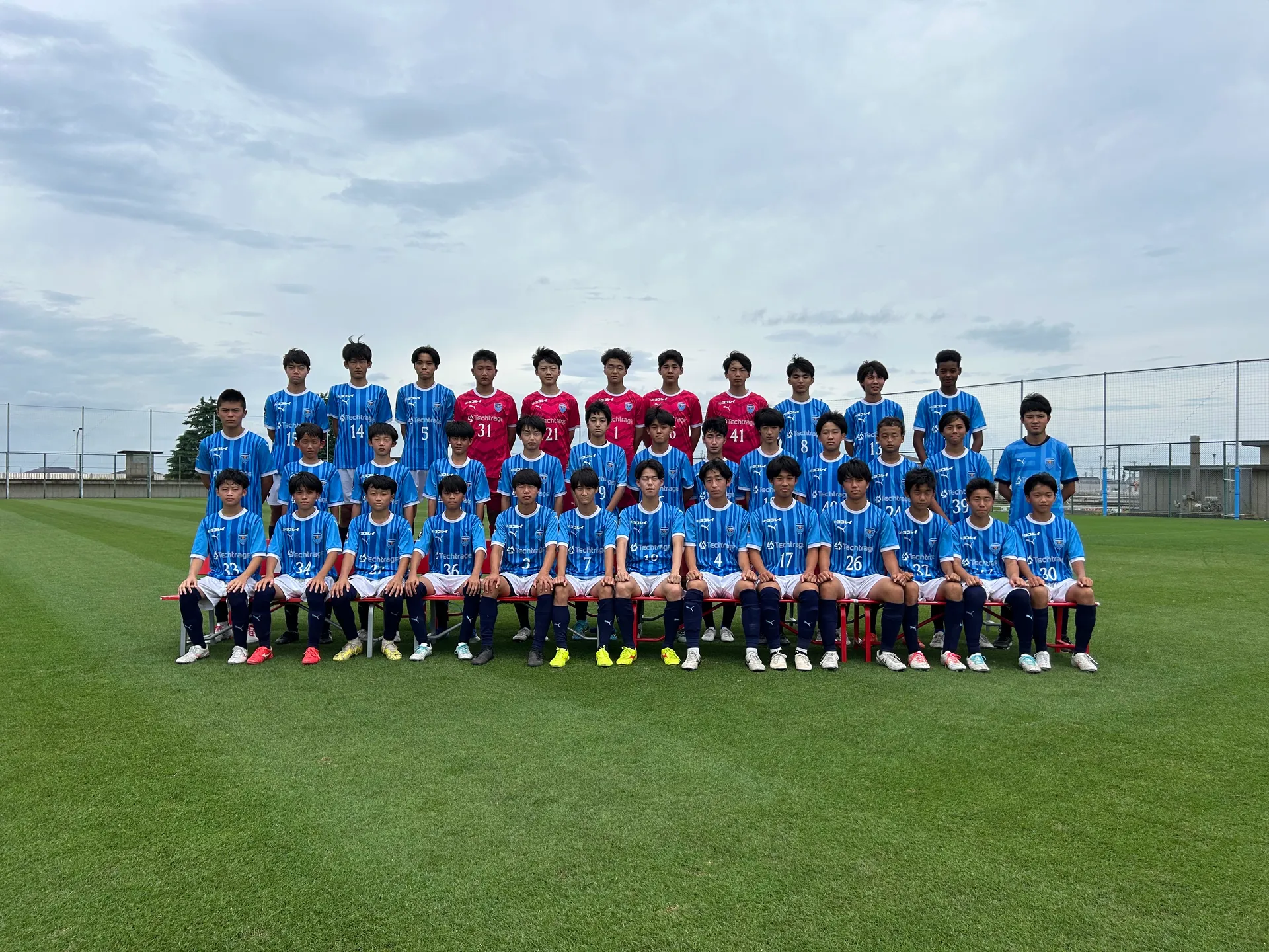 横浜FCチーム画像