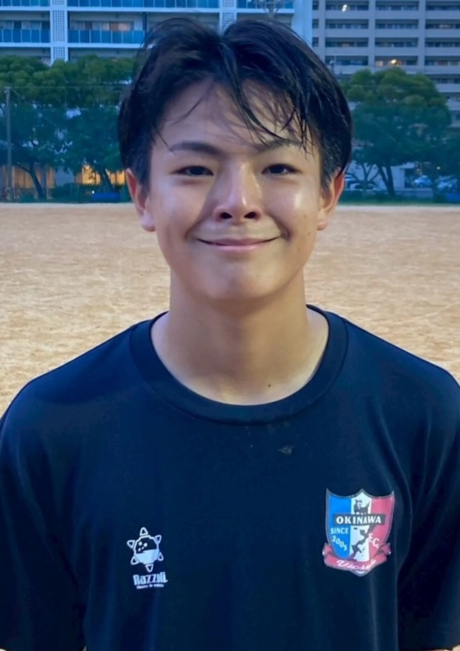 新里　江琉の写真