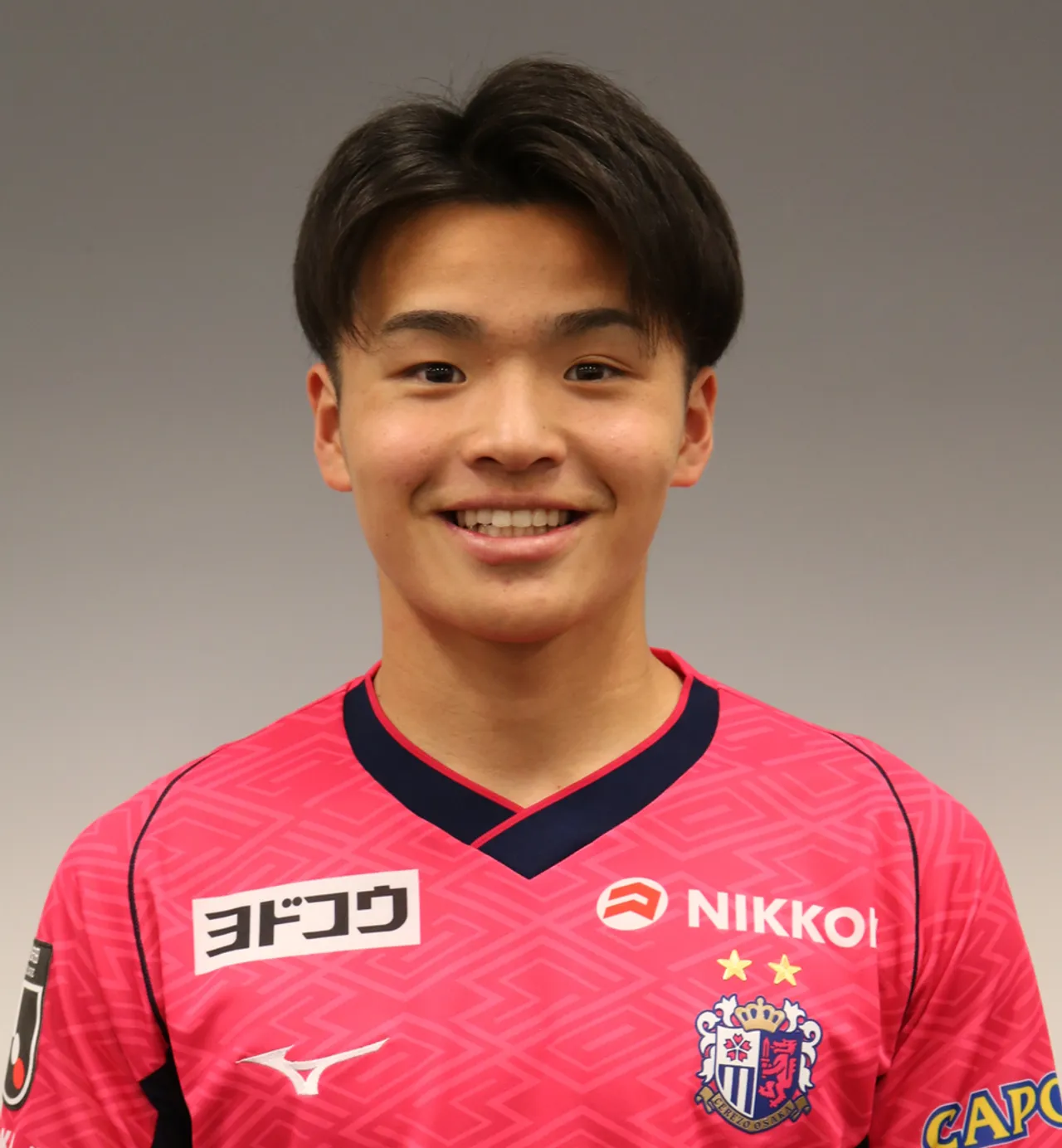 前田　遼介