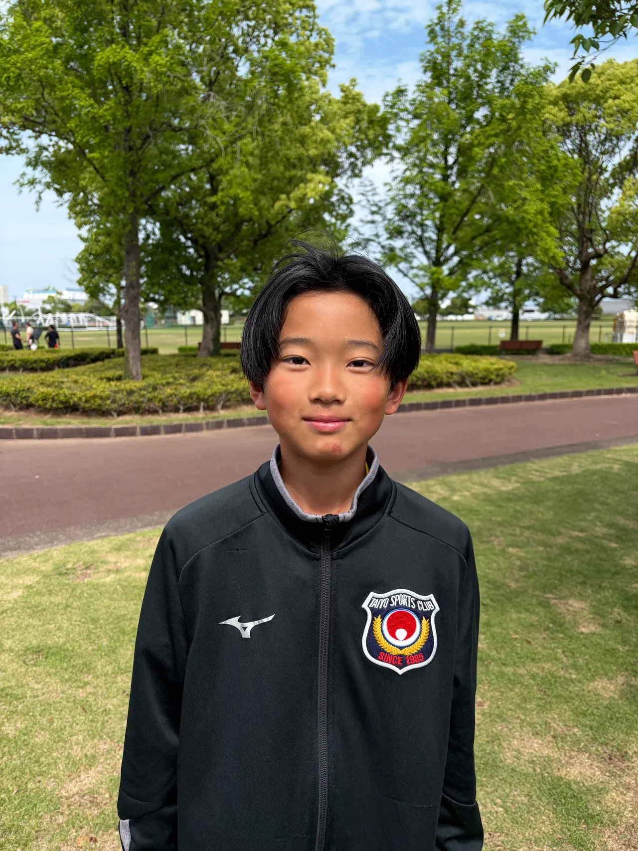 川上　惟志