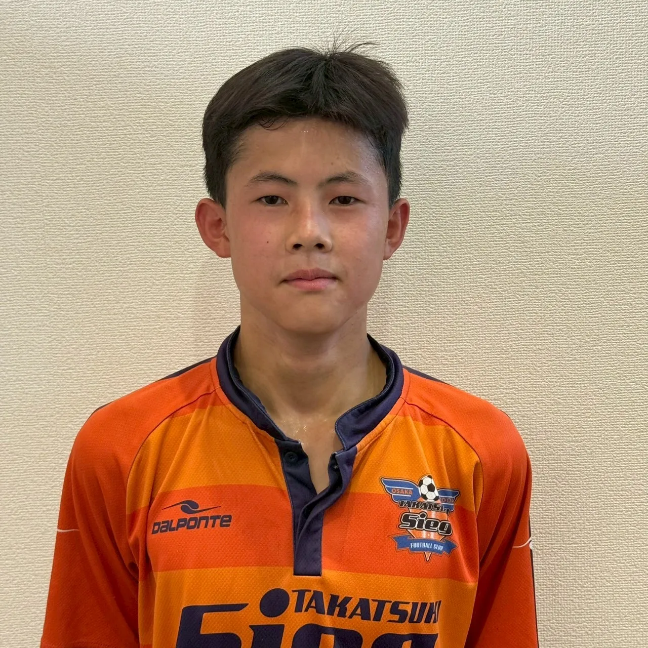 川岸　扇