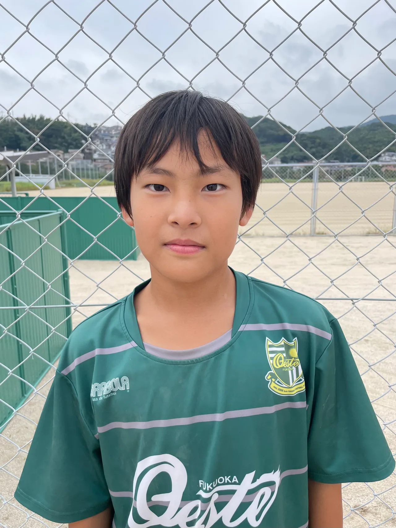 井上　瑛人