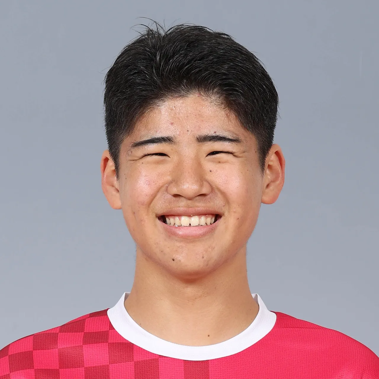 西方　瑛太郎