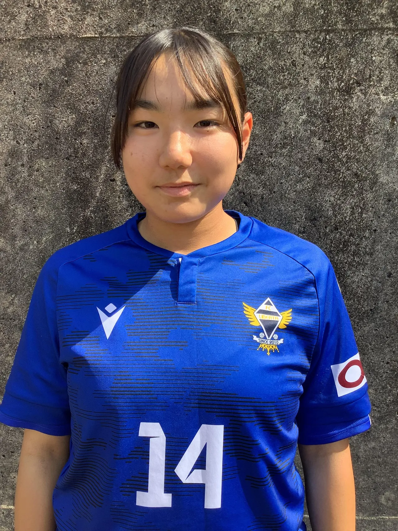川本　柑奈