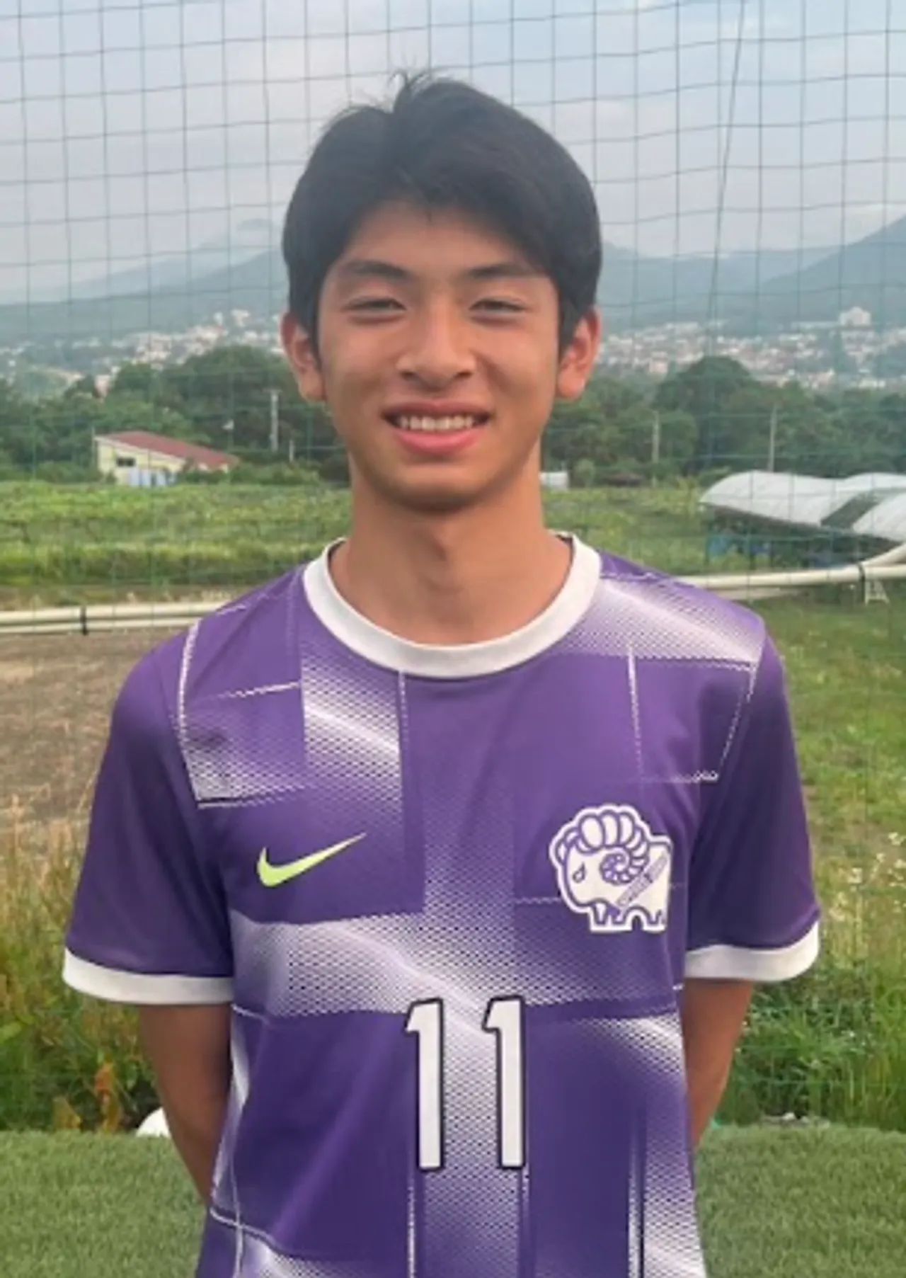 夘野　理仁