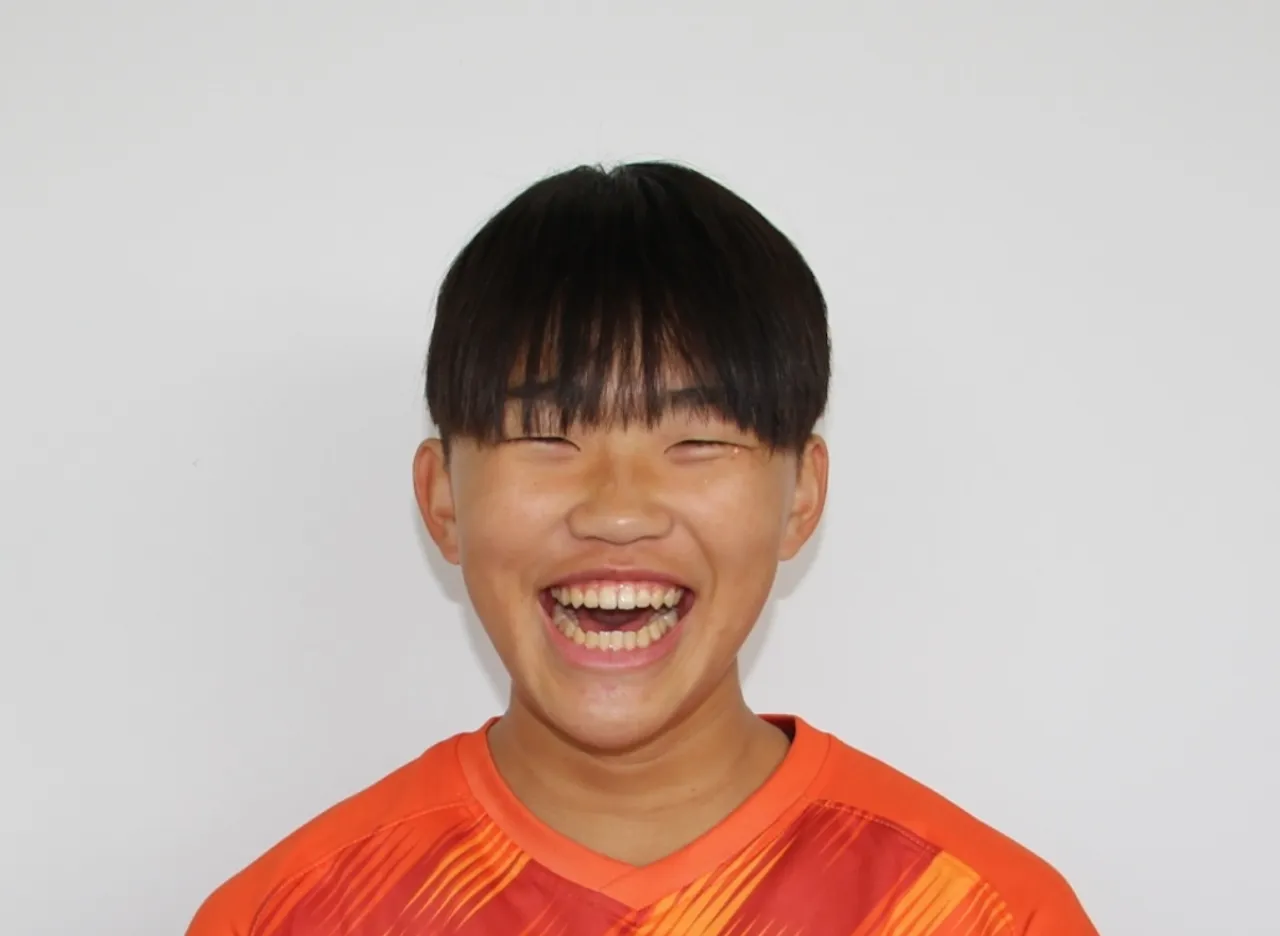 木下　ナナ