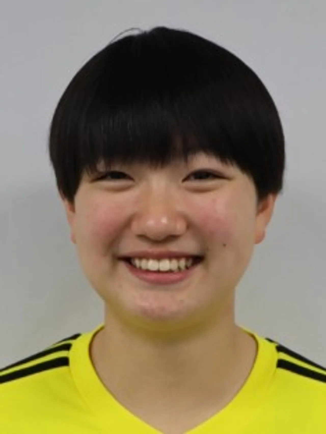 立花　実那