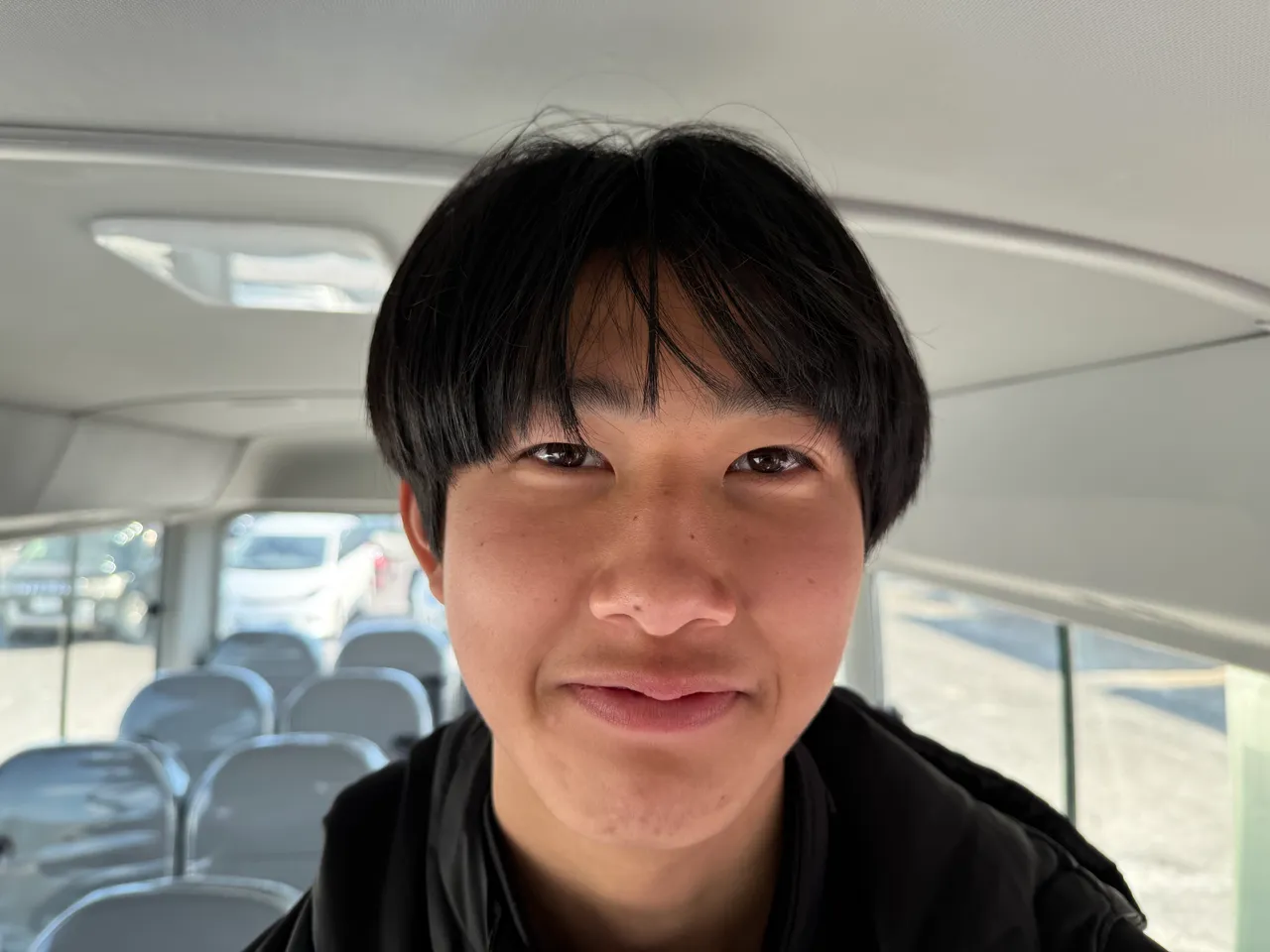 今給黎　栞汰