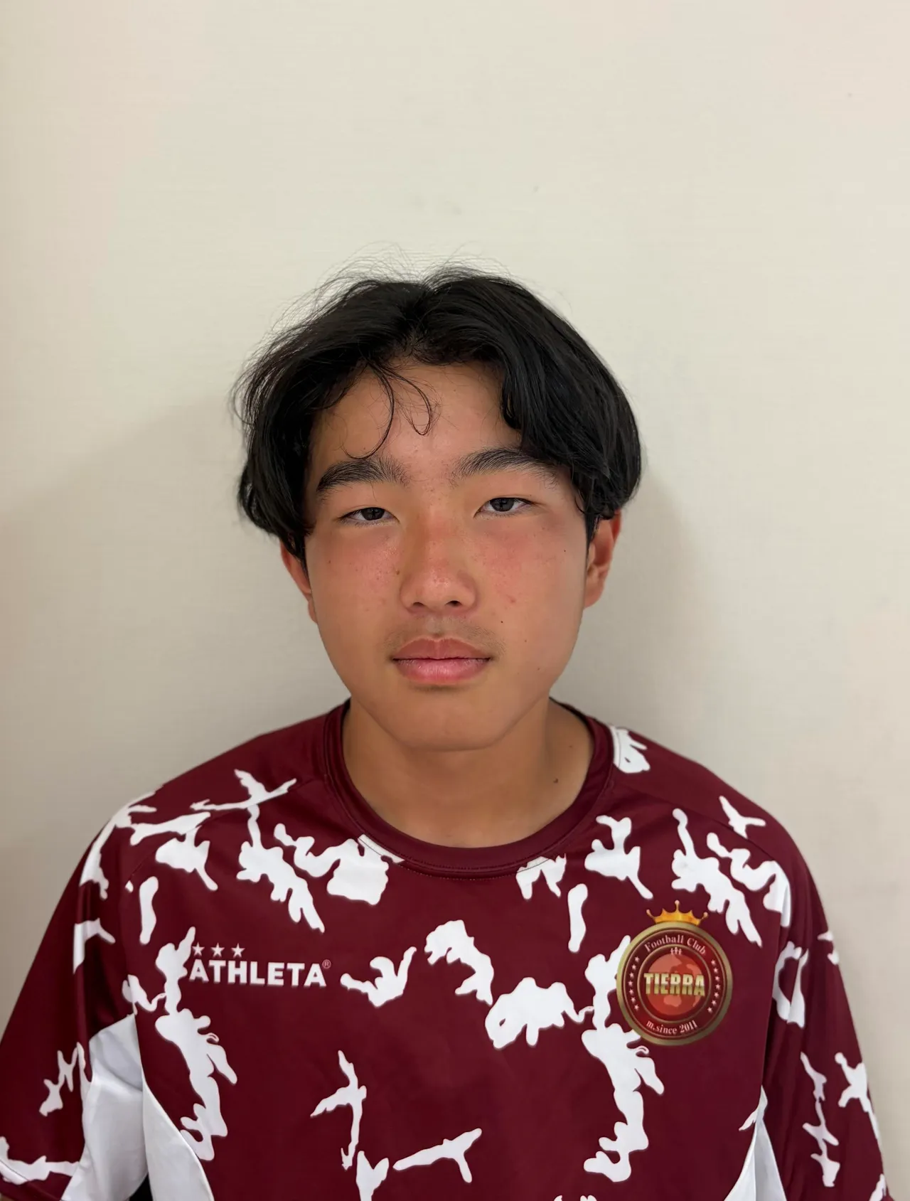 髙村　　佳葦