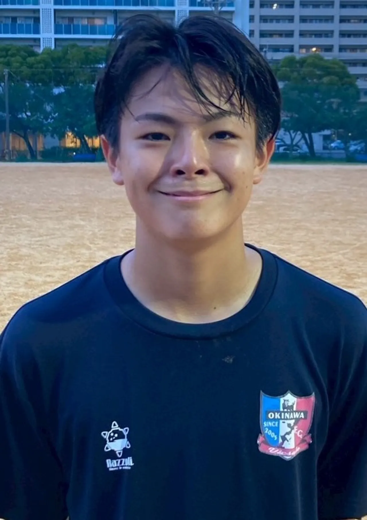 新里　江琉