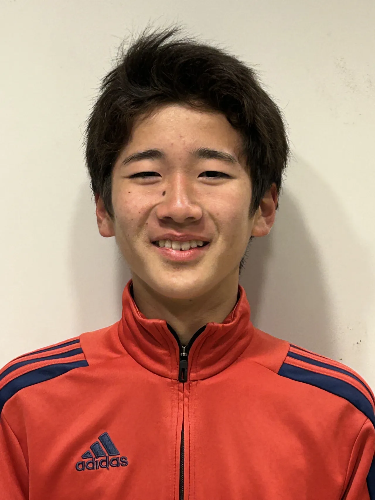 山村　悠人