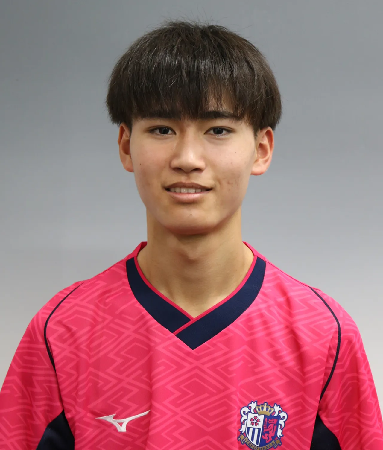 津田　颯太
