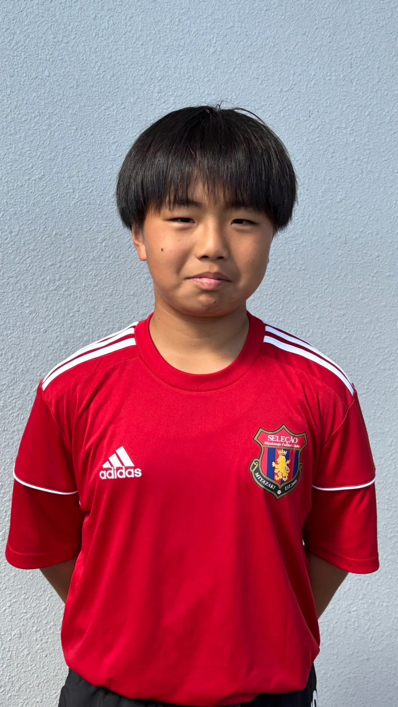 中西　亜琉士