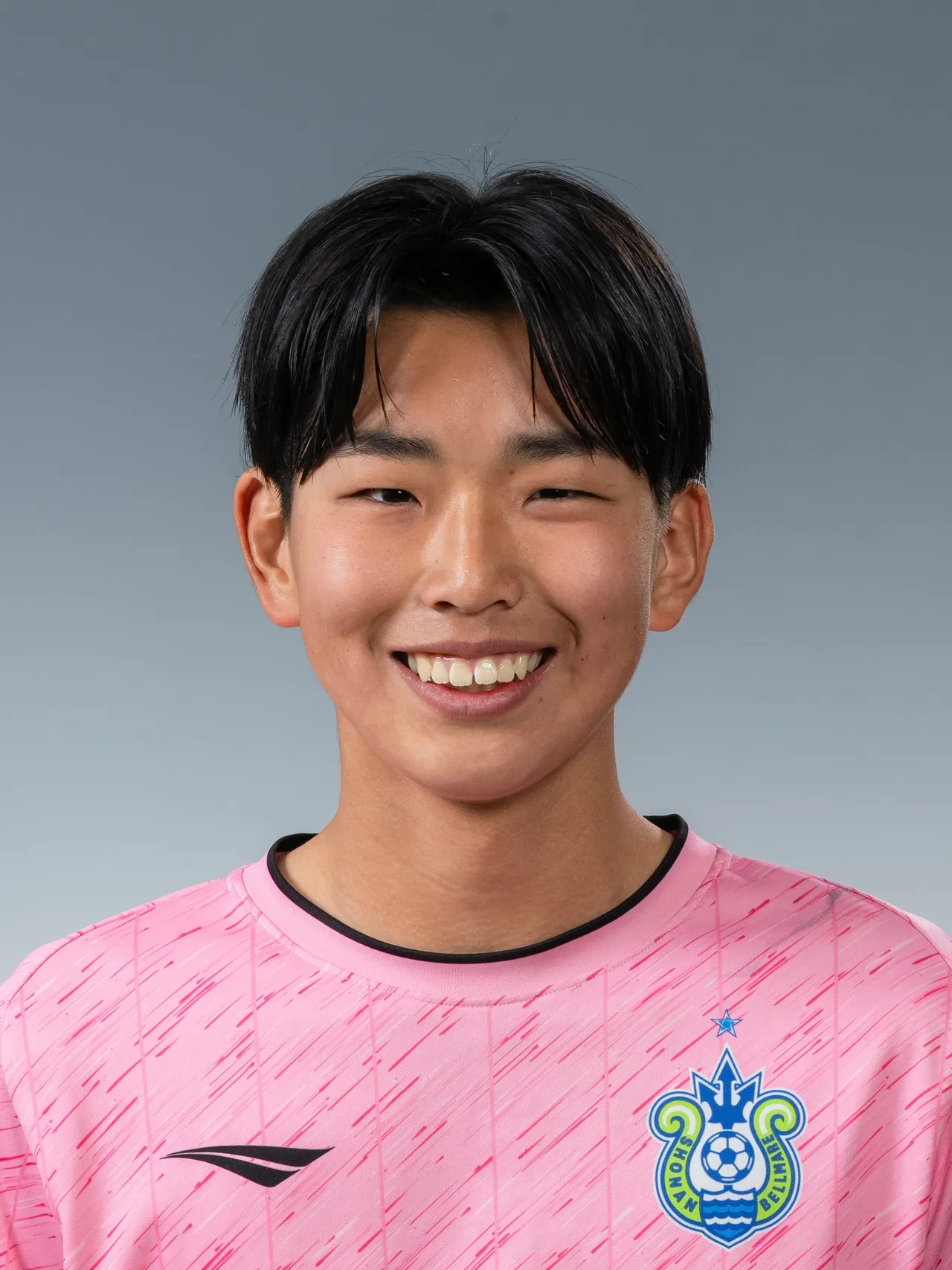 岸谷　涼太
