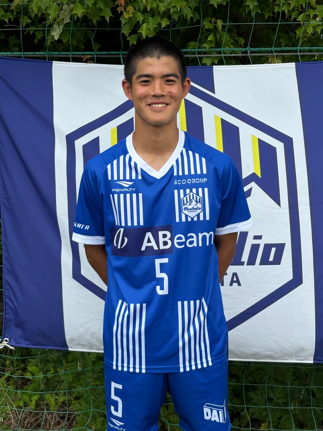 原田　利一