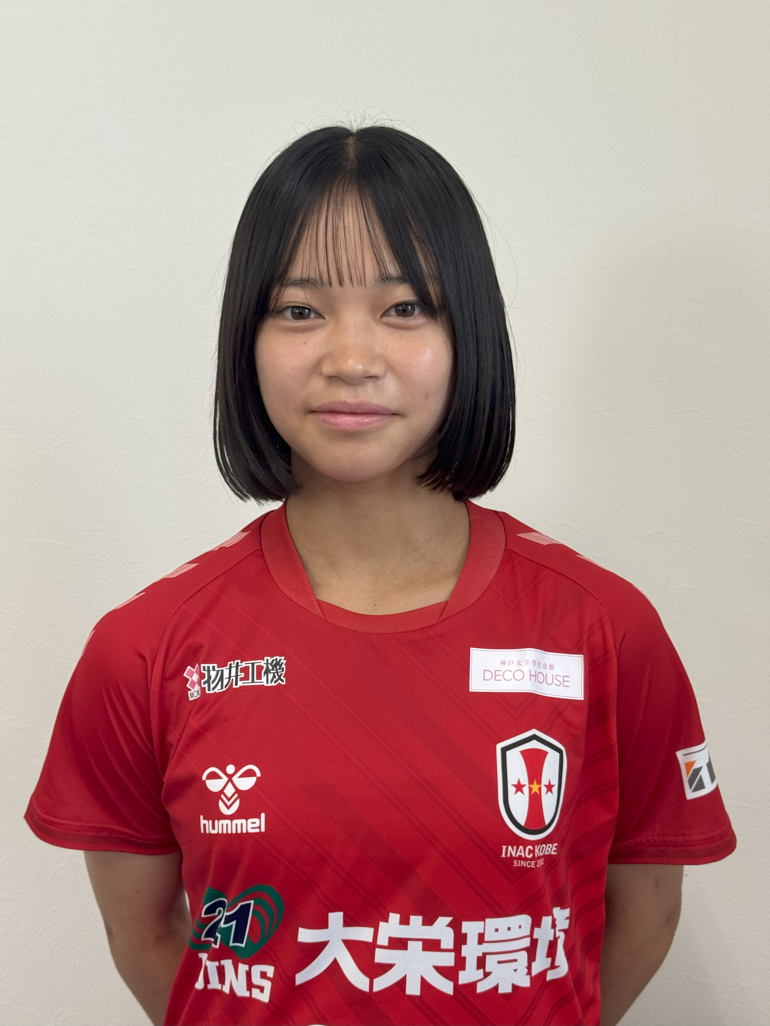 野村　香帆の写真