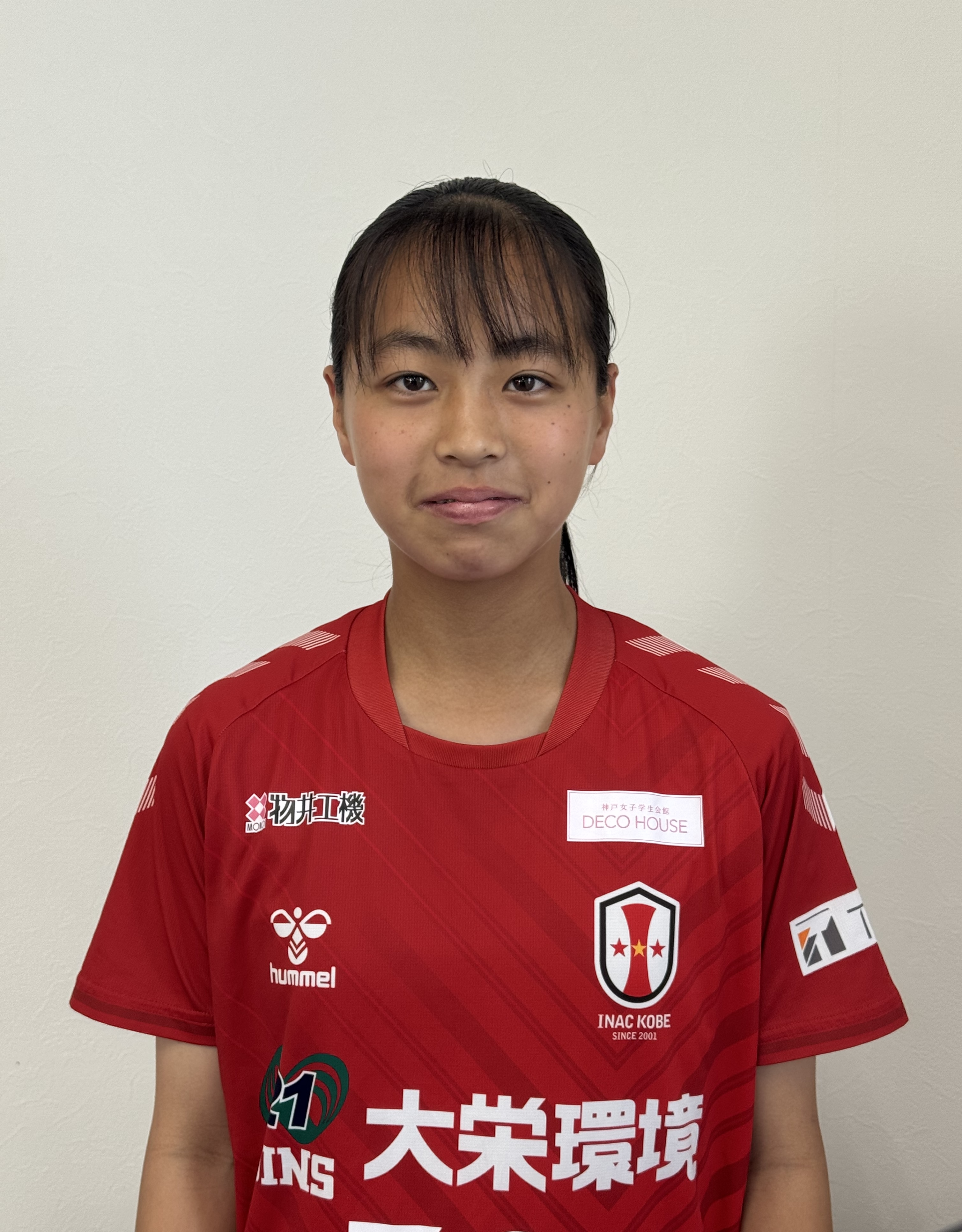 小西　芽衣果の写真