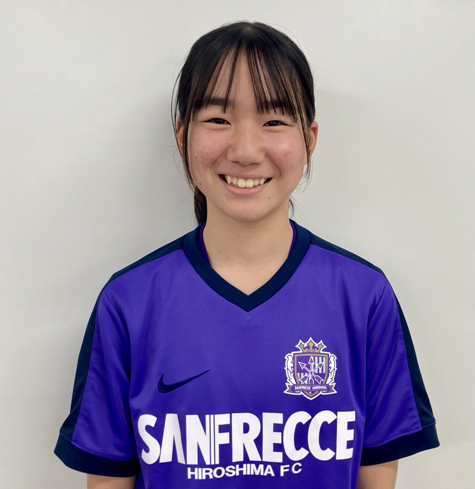 小出　彩乃の写真