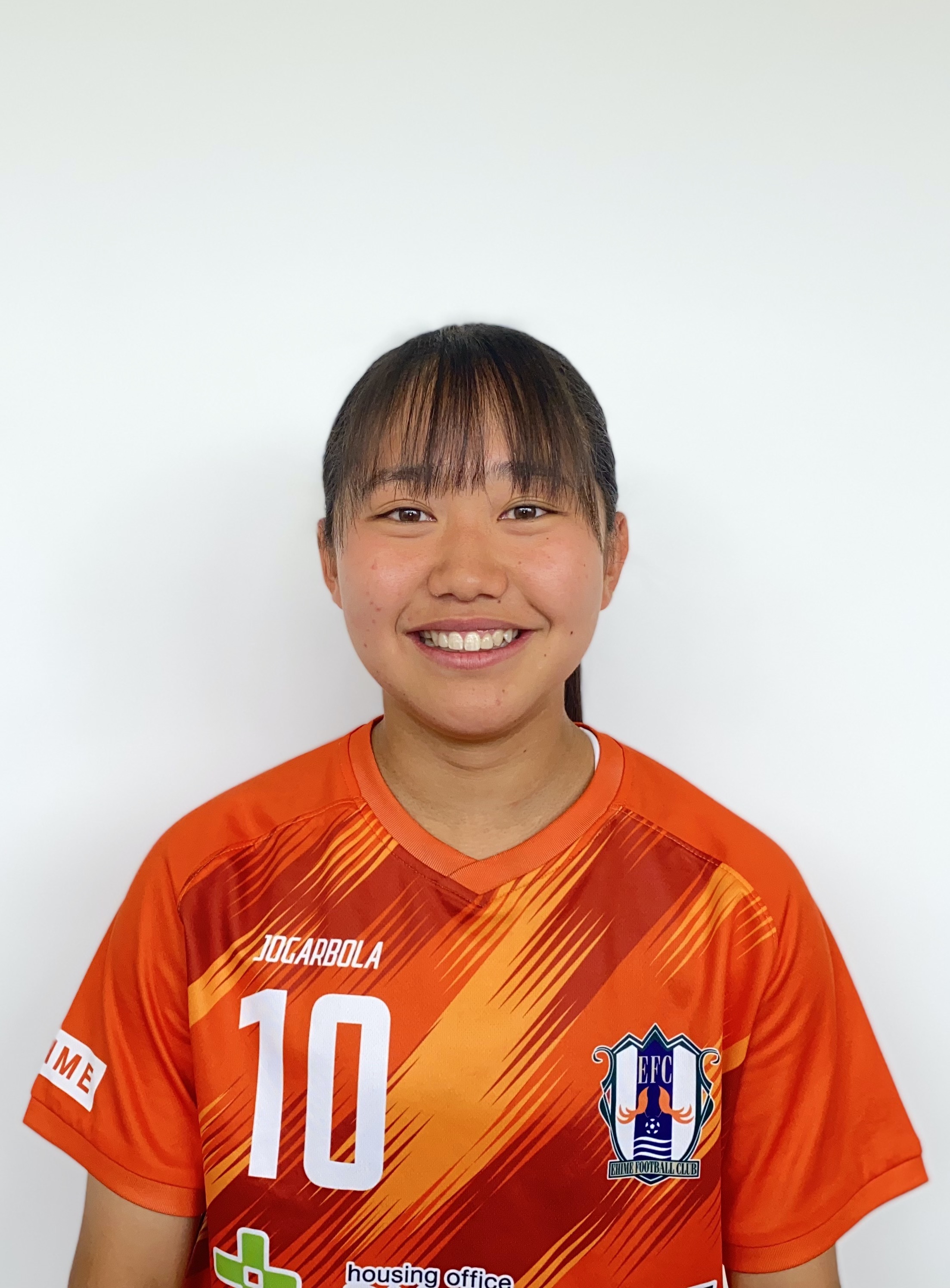 西岡　楓音の写真