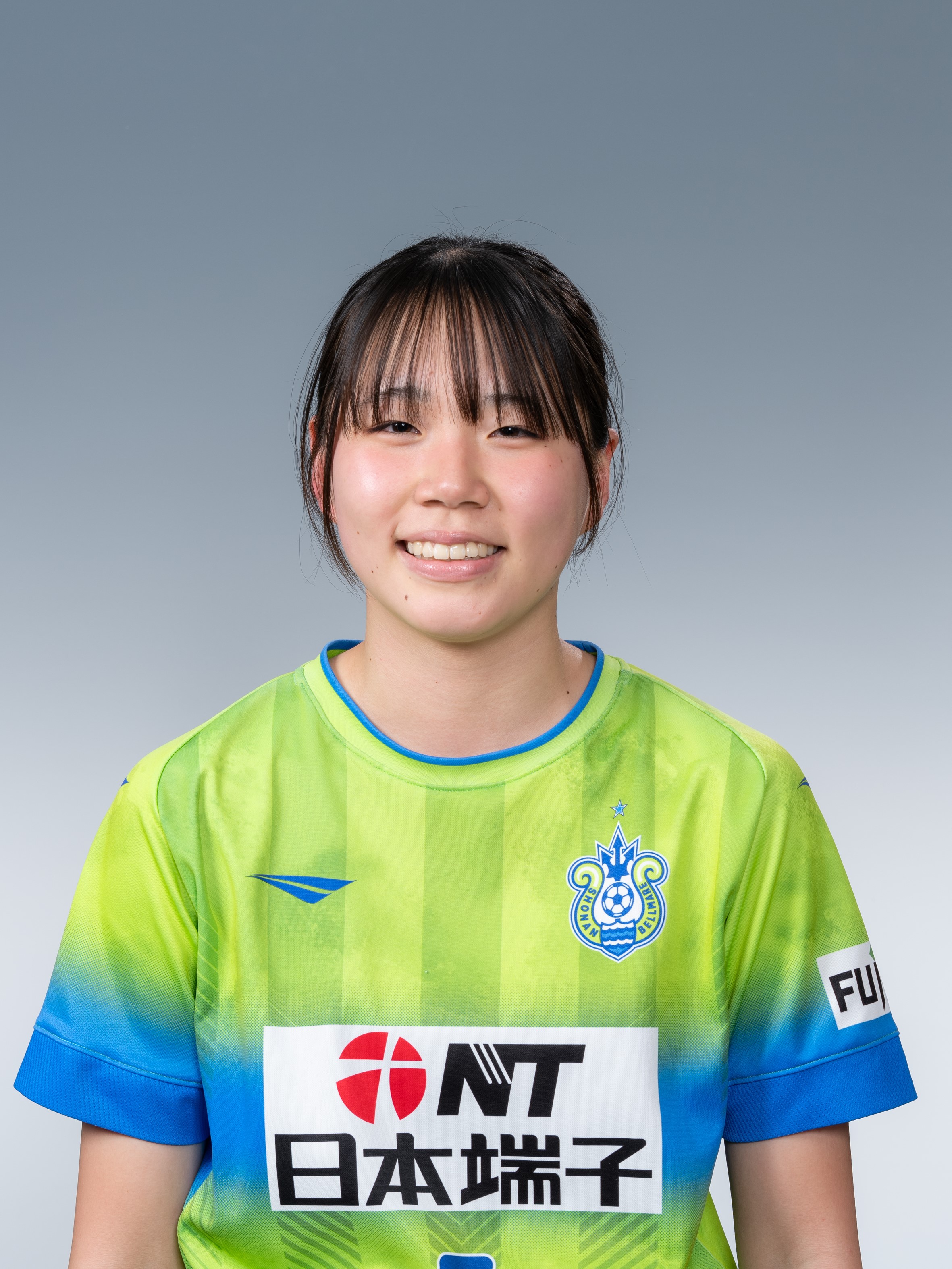 譲原　莉桜の写真