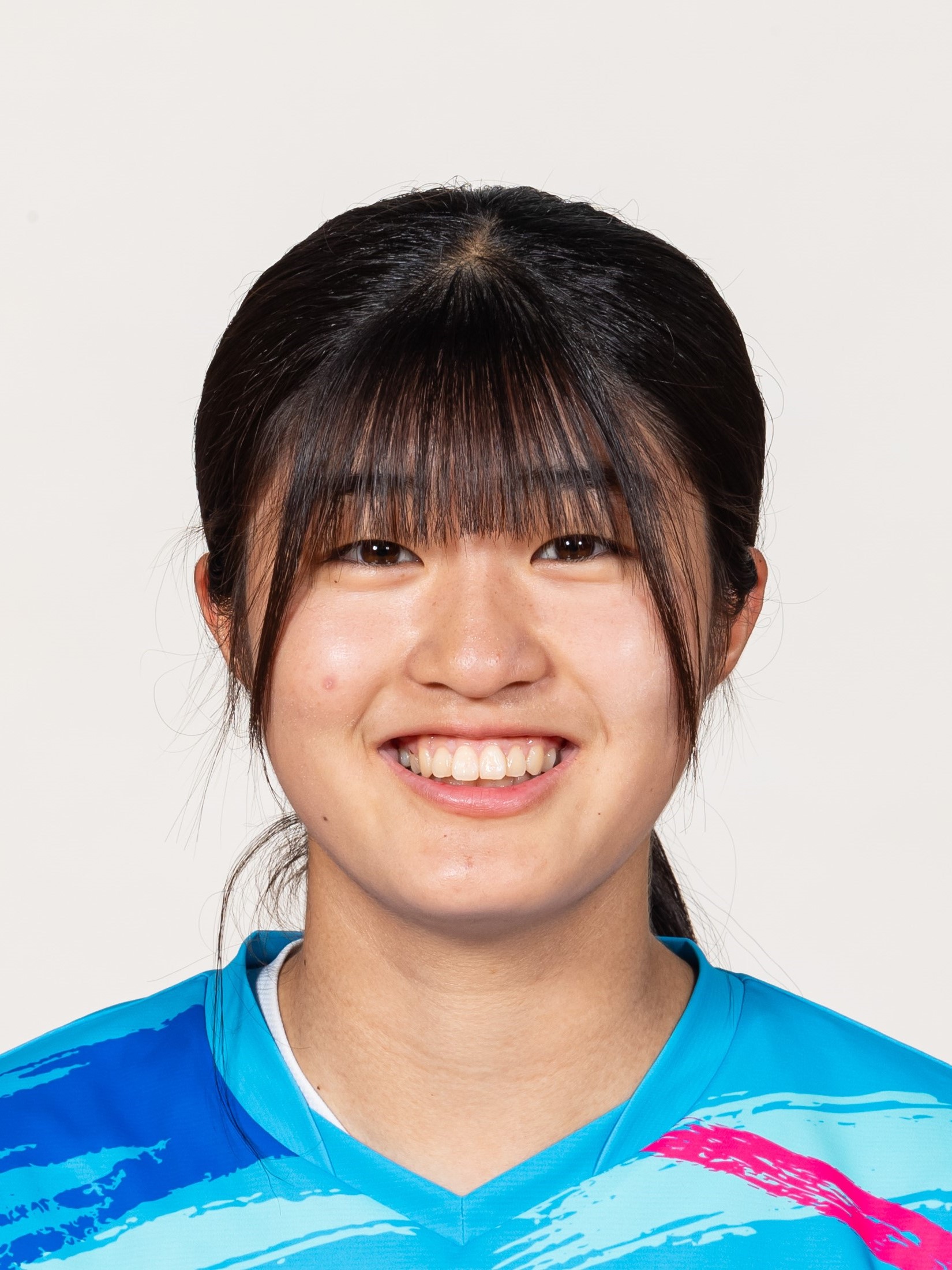 星野　朱凛の写真